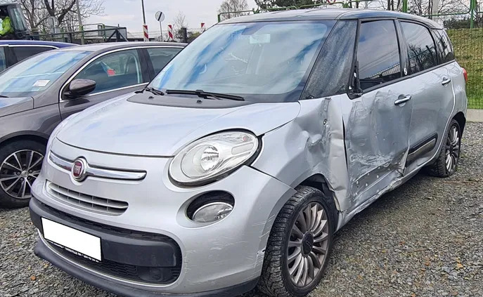 połaniec Fiat 500L cena 15500 przebieg: 147000, rok produkcji 2015 z Połaniec